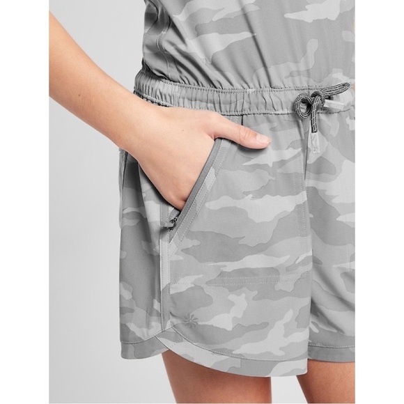 ATHLETA GIRL • Slate Grey Camo On The Go Girls Tank Top Shorts Romper - Picture 3 of 4